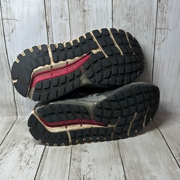 Brooks Women’s Gray Pink Ariel 18 Sneakers Running Trainers size 7 READ 1202711D - Picture 10 of 11